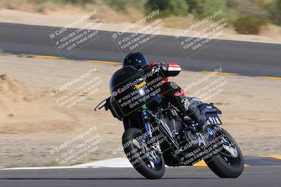 media/Oct-08-2022-SoCal Trackdays (Sat) [[1fc3beec89]]/Turn 10 (945am)/